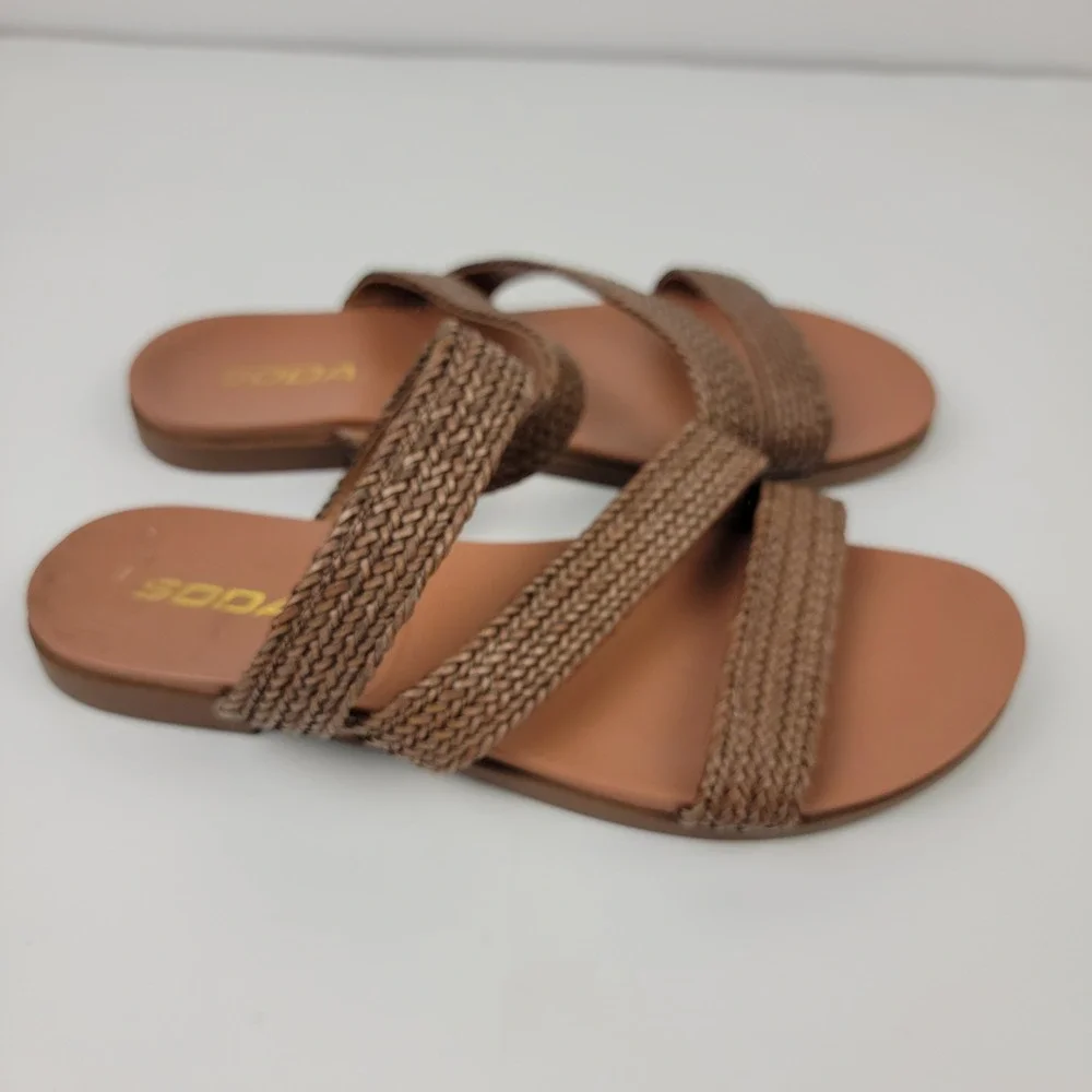 Soda Womens Woven Three Strap Slide Sandals Tan Size 8 Flat Summer Shoes